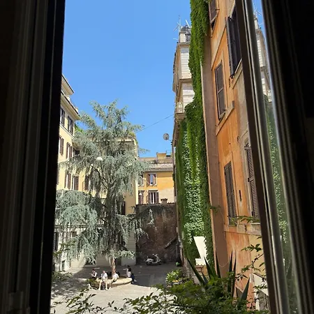 Vacation In Borgo Pio-near San Pietro *